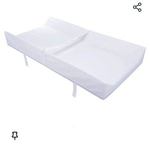 Munchkin@ Secure GripTM Contoured Baby Diaper Changing Pad for Dresser, Waterpro